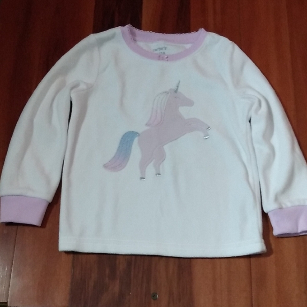 NWOT Carter's 2T Toddlers Lightweight Fleece Pajama Top with Unicorn Applique